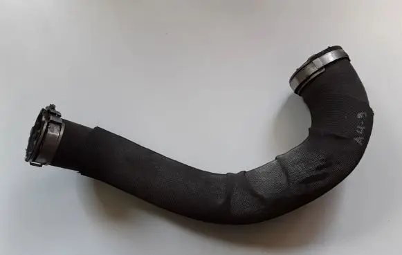 Audi A4 S4 B8 8K Intercooler hose/pipe 8K0145738AJ