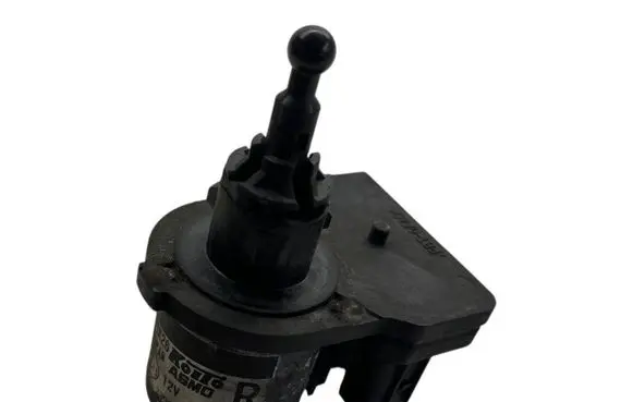 Toyota Avensis T270 Headlight level adjustment motor 8566128010 8651000710 3740078515