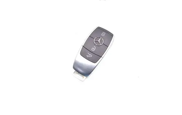 Mercedes-Benz EQA Ignition key/card 