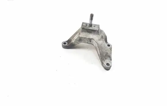 Ford S-MAX Engine mounting bracket