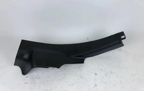 Maserati Ghibli Rear sill trim cover 6700113660 B985