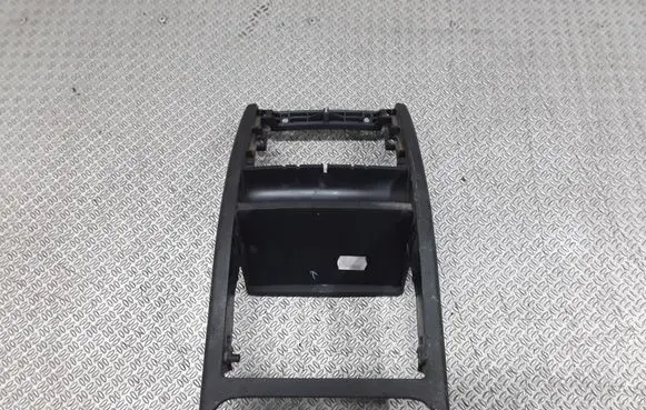 Skoda Octavia Mk2 (1Z) Ashtray trim (rear) 1Z0857289A