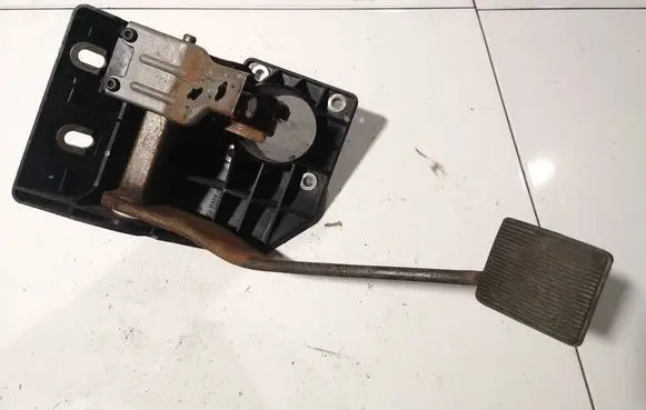 Ford Maverick Brake pedal 