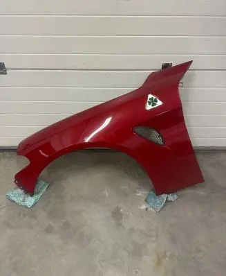 Alfa Romeo Giulia Fender C023