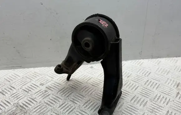 Toyota Corolla Verso AR10 Engine mount bracket 123710G010