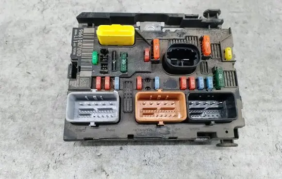 Peugeot 307 BSM Control unit 