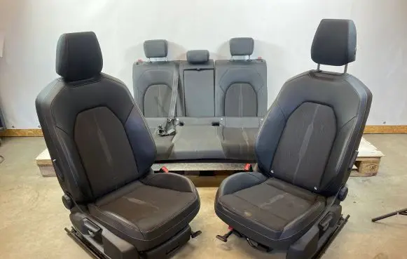 Seat set