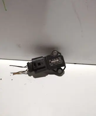 Audi A4 S4 B7 8E 8H Air pressure sensor 038906051B
