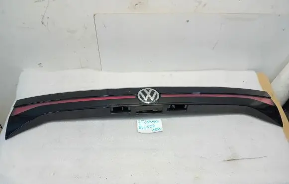 Volkswagen T-Cross Trunk door license plate light bar 0CT927750M