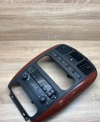 Chrysler Voyager Climate control/heater control trim 05127379AA 05142870AA
