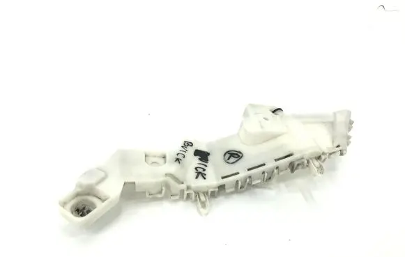 Buick Encore GX I Front bumper mounting bracket 42768141