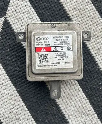 Audi A4 S4 B8 8K Headlight ballast module Xenon 8K0941597F