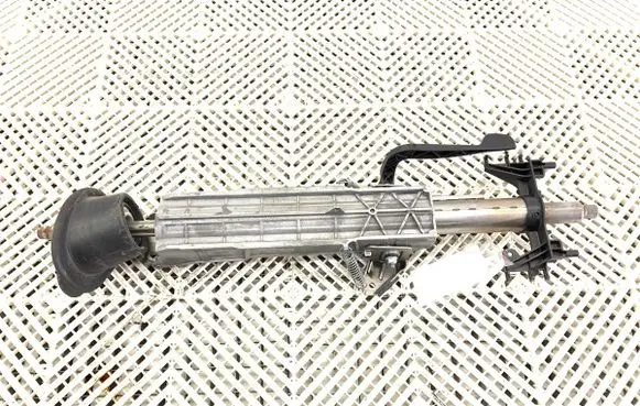 Steering wheel axle