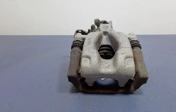 Fiat Tipo Rear brake caliper
