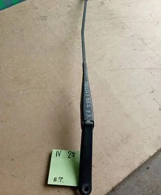 Ford Focus Front wiper blade arm 7894556