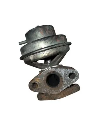 Nissan Primera EGR valve