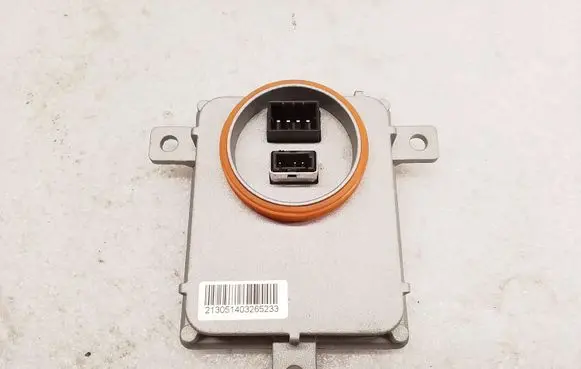 Audi Q5 SQ5 Headlight ballast module Xenon 8K0941597B 4UM154367