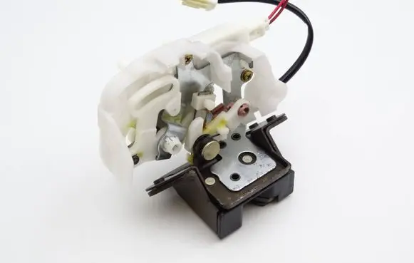 Mazda 6 Tailgate/trunk/boot lock/catch/latch 