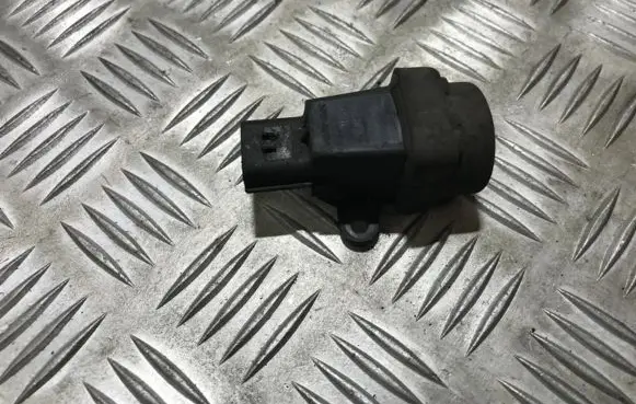 Honda Civic Fuel cut-off switch wqt100030