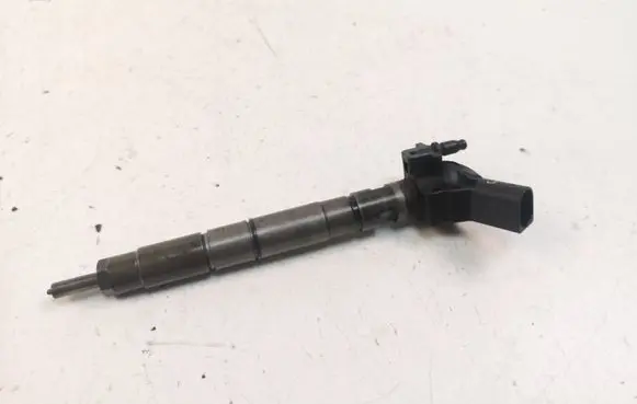 Audi A8 S8 D3 4E Fuel injector 059130277Q 0445115004