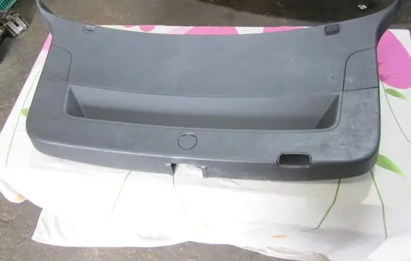 Volkswagen Golf Plus Tailgate trim 5M0867601 5M0867601D