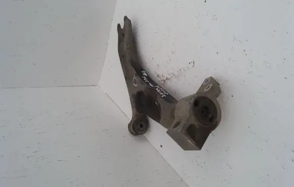 Seat Altea XL Front lower control arm/wishbone