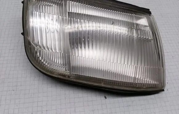 Mitsubishi Space Runner Front indicator light 12037623