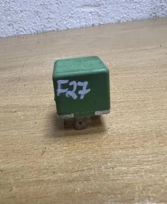Peugeot 407 Other relay 9620725080 F27