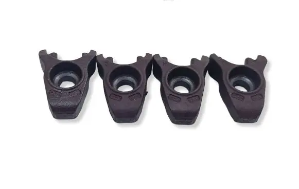 Land Rover Evoque I Fuel Injector clamp holder 