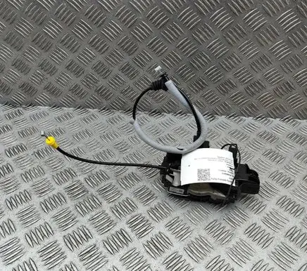 Volvo XC40 Front door lock 31462456