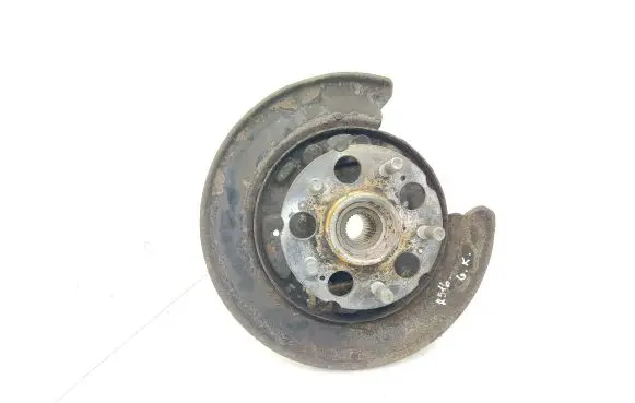 Honda CR-V Rear wheel hub spindle/knuckle 43102SWW0130 07754700
