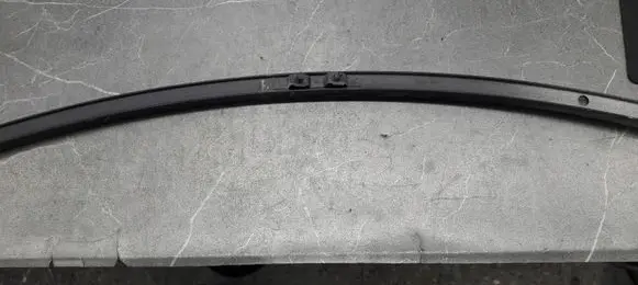 Peugeot 406 Door glass rail 