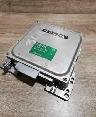 BMW 3 E30 Engine control unit/module ECU 0261200027 17086439