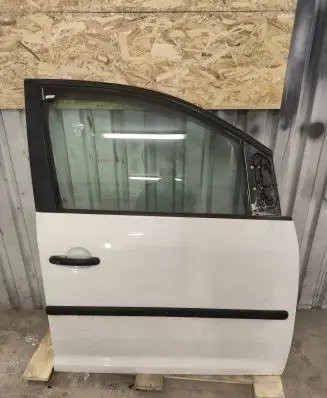 Volkswagen Caddy Front door