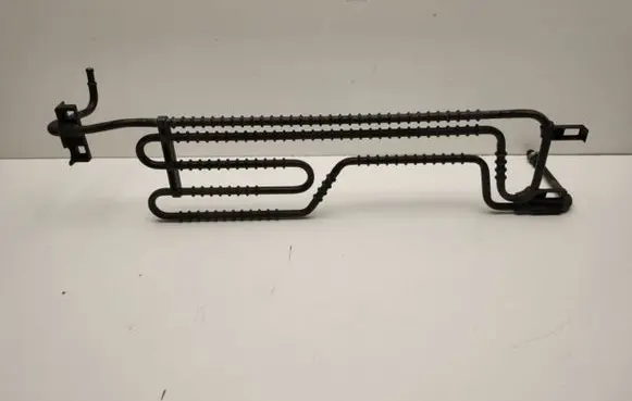 Mercedes-Benz C W204 Power steering radiator A2044601524