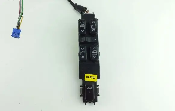 Mercedes-Benz S W220 Electric window control switch 2208201010 KL7793