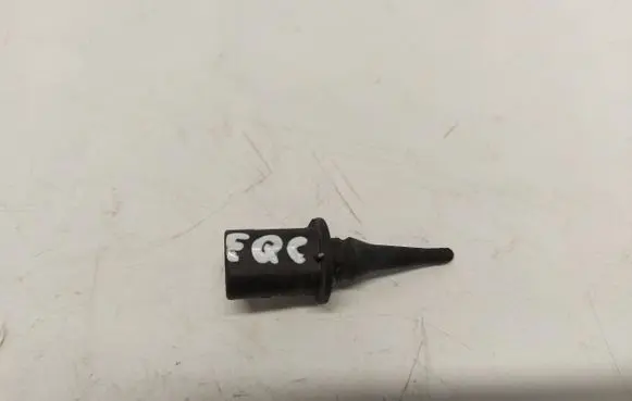 Mercedes-Benz EQC Outside/exterior temperature sensor A0075421318JLK01