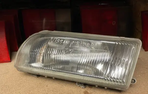 Nissan Primera Headlight/headlamp 10063317