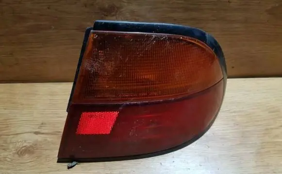 Nissan Almera Rear/tail lights