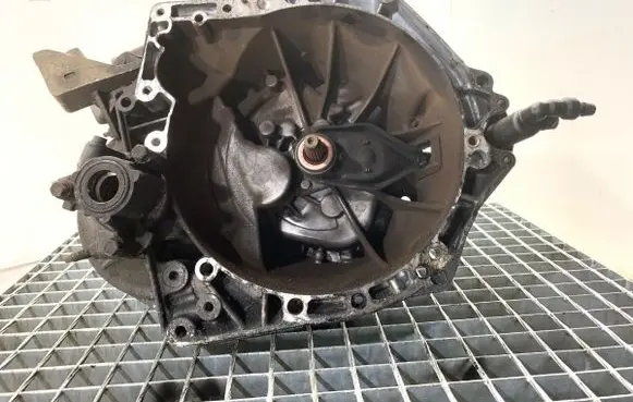 Peugeot 308 Manual 5 speed gearbox 20DM75