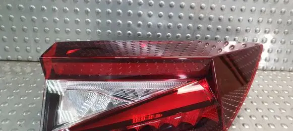 Skoda Enyaq iV Rear/tail lights S26372438 5LA945208