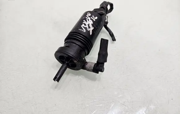 Volvo S80 Windscreen/windshield washer pump 1013229001