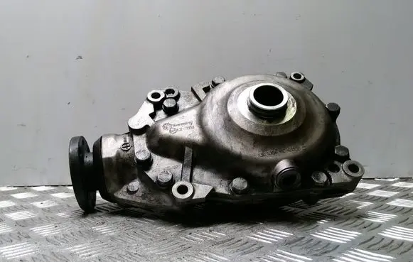 BMW 5 E60 E61 Front differential 7563326