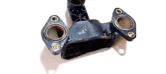 Jaguar XF Engine coolant pipe/hose C8W0A