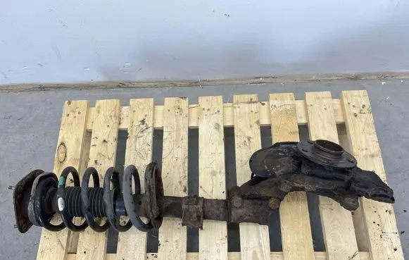 Front shock absorber with coil spring
