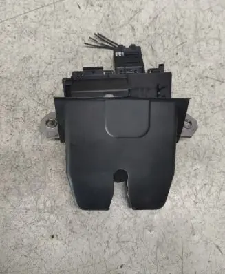Ford Focus Tailgate/trunk/boot lock/catch/latch 8M51R442A66AB 210508