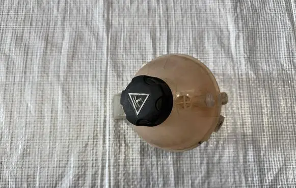 Citroen C5 Aircross Coolant expansion tank/reservoir 9678514680