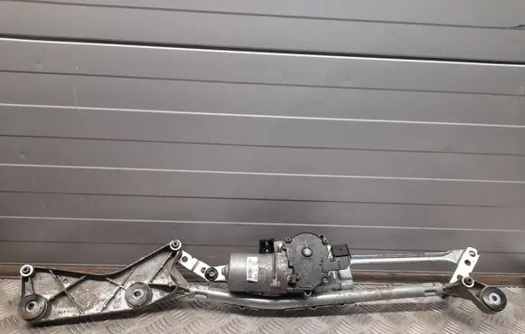 Mercedes-Benz GL X166 Front wiper linkage and motor A1668202740