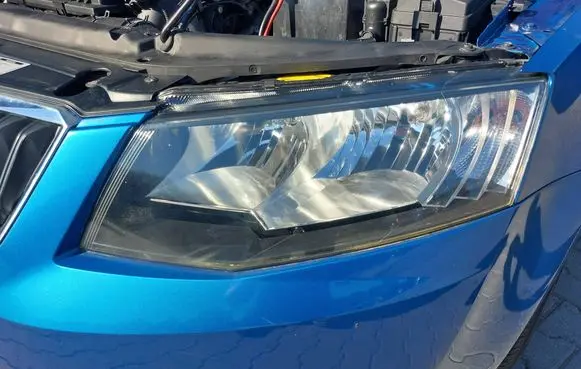 Skoda Octavia Mk3 (5E) Headlight/headlamp 5E1941017