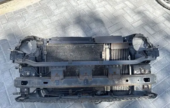 KIA Sorento Radiator set 865712P000